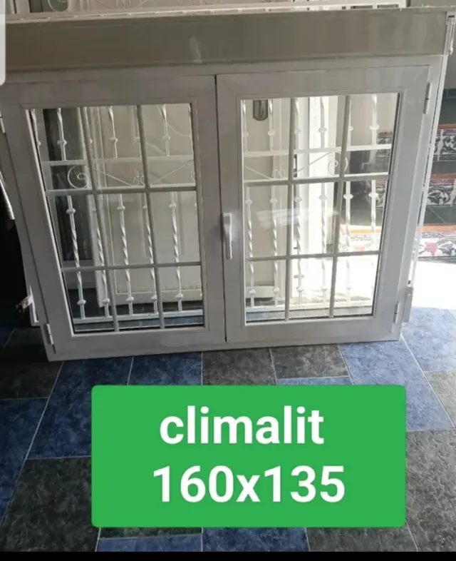 Ventana aluminio Climalit 160x135