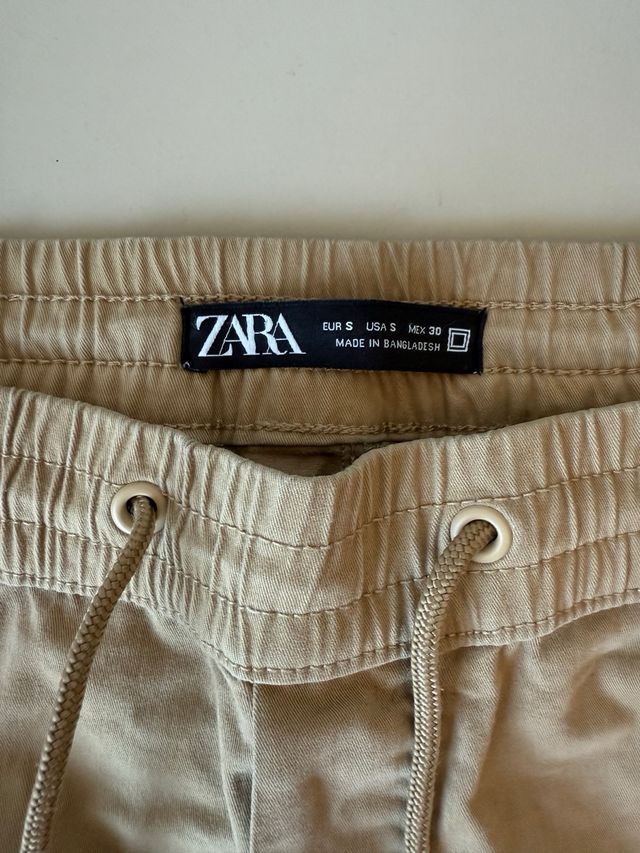 Pantalón corto Zara beige