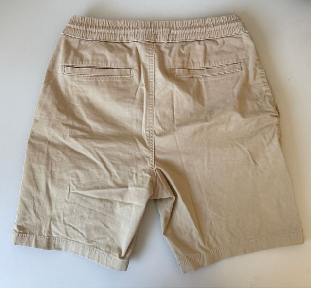 Pantalón corto Zara beige
