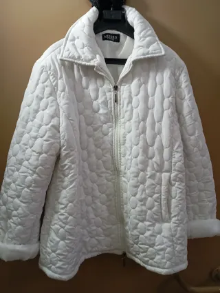 Cazadora acolchada MISSBO 48