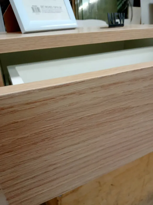 Mensola con cassetto in legno colore rovere