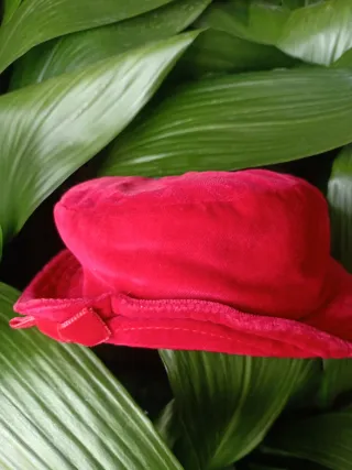 Gorro terciopelo bebé rojo