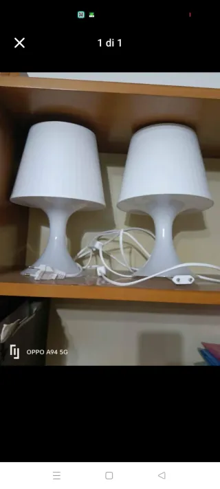 2 Lampade da tavolo bianche in plastica
