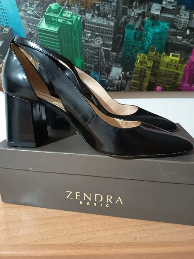 Zapatos ZENDRA Negros Talla 41
