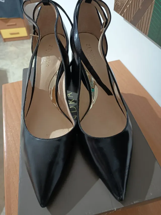 Zapatos ZENDRA Negros Talla 41