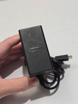 Cargador original Nintendo Switch cable enchufe