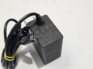 Cargador original Nintendo Switch cable enchufe