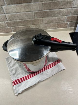 Olla a presión Tower 6L