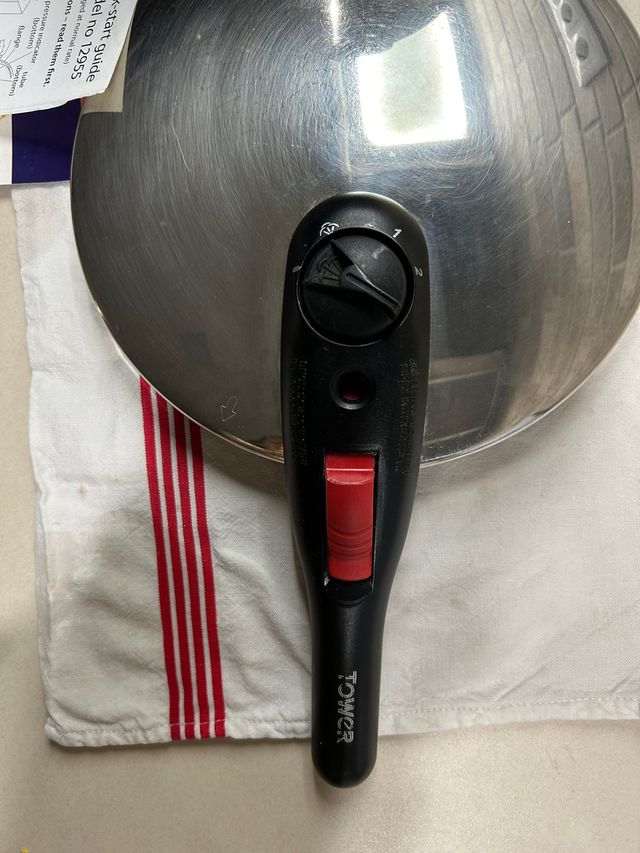 Olla a presión Tower 6L