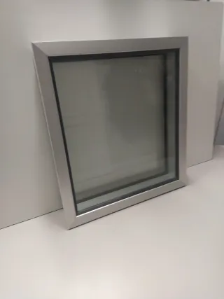 Ventana de aluminio con cristal termico y acústico
