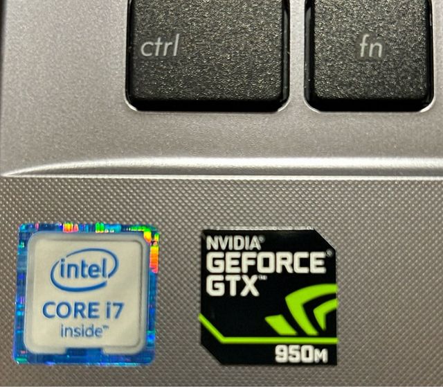 Portátil ASUS R510V 1TB 8GB RAM