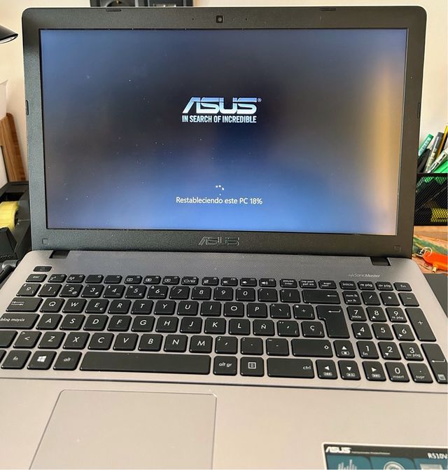 Portátil ASUS R510V 1TB 8GB RAM