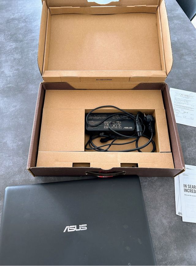 Portátil ASUS R510V 1TB 8GB RAM