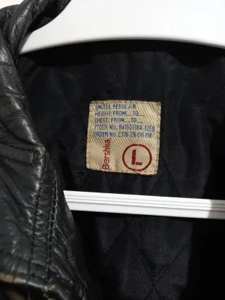 Cazadora motera cuero negra vintage Talla L