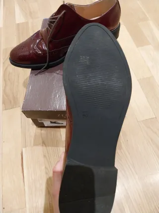 Zapatos nuevos de piel ZENDRA talla 40