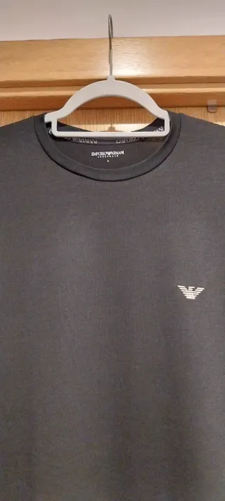 T-shirt Emporio Armani Preta L
