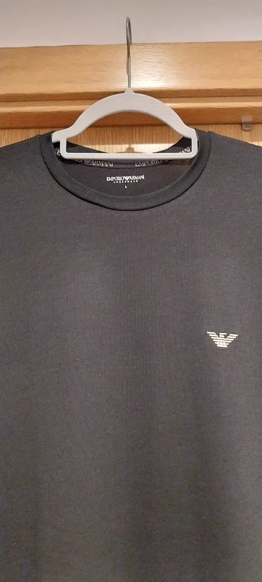 T-shirt Emporio Armani Preta L