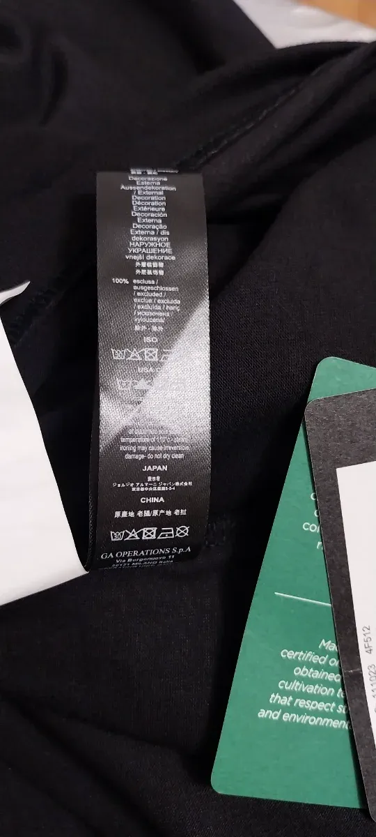 T-shirt Emporio Armani Preta L