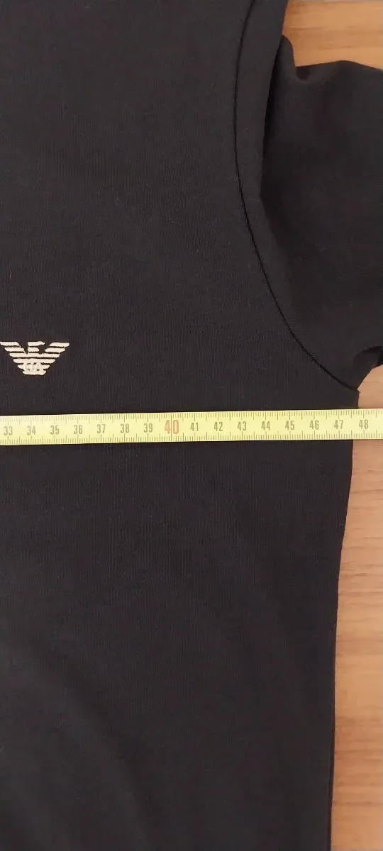 T-shirt Emporio Armani Preta L