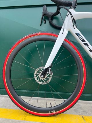 BH RX Team Gravel Carbono y ruedas de Carbono