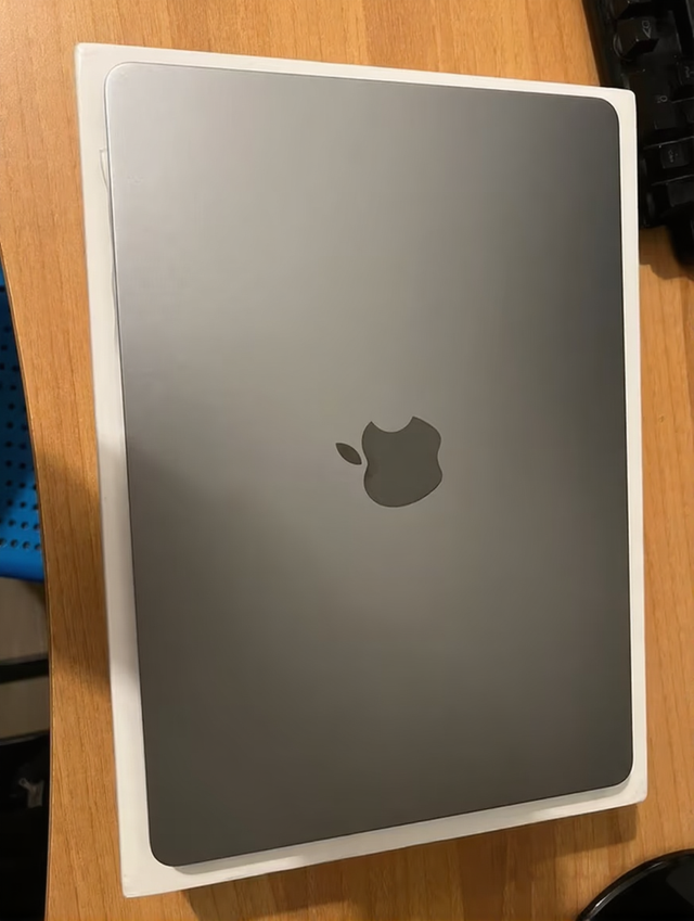 MacBook Air M3 2024 Grigio Argento