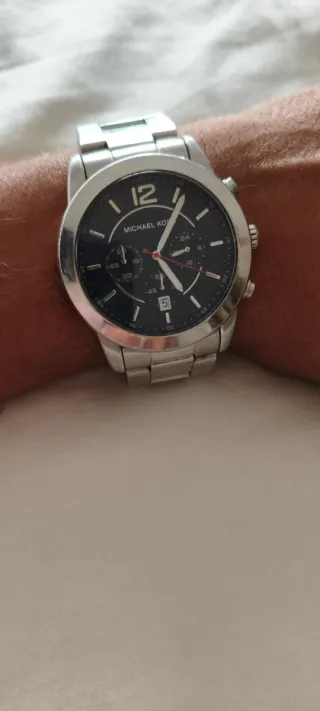 Reloj Michael Kors Negro y Plateado