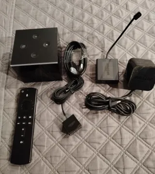 Amazon Fire TV Cube 4K (2 unidades disponibles)
