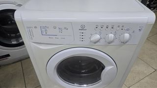 Lavadora Secadora Indesit 6/4kg A+ 1200 RPM