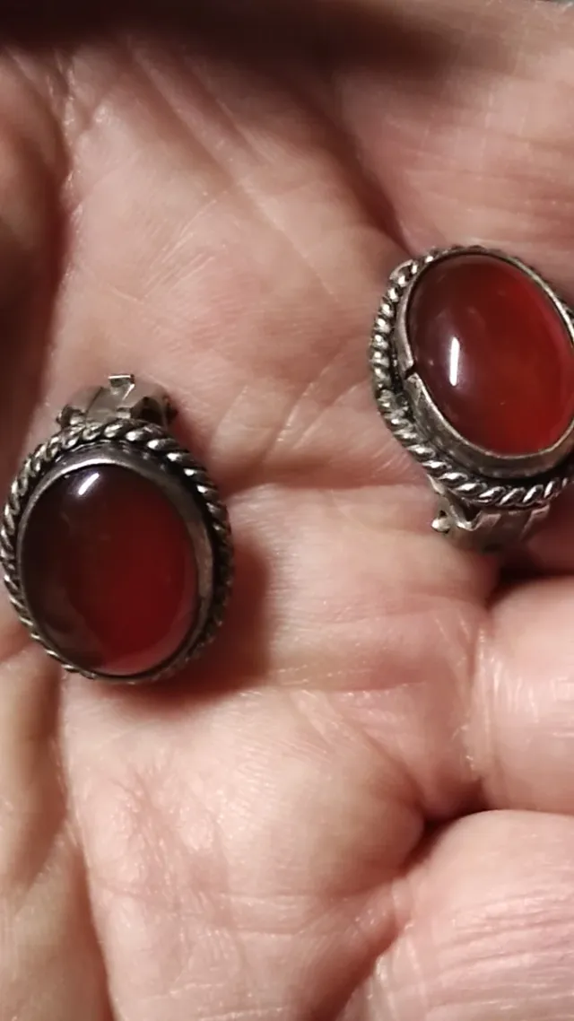 Orecchini antichi argento con pietra rossa