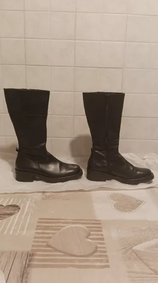 Stivali in pelle nera - numero 36