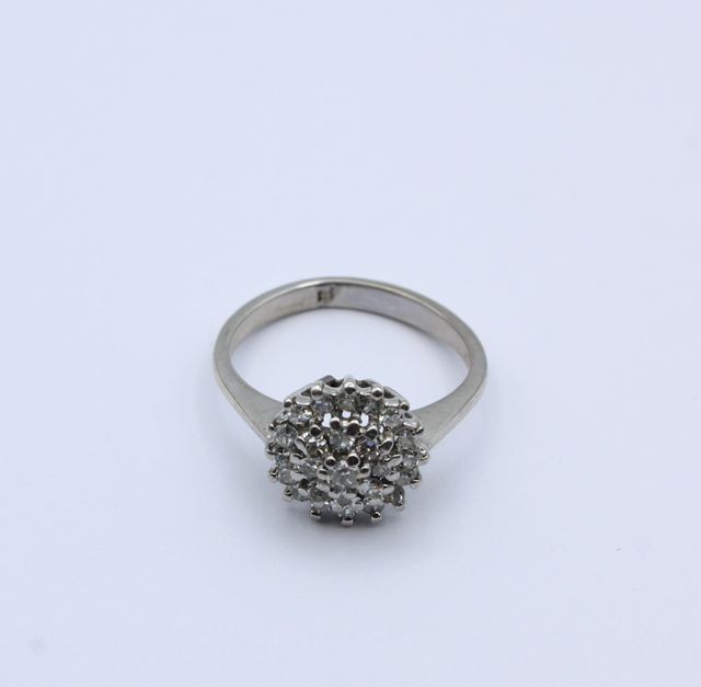 Anillo Oro Blanco 18kt con Diamantes