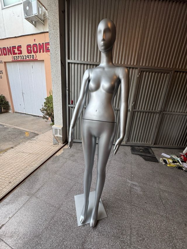 Maniquíes en venta – varios modelos