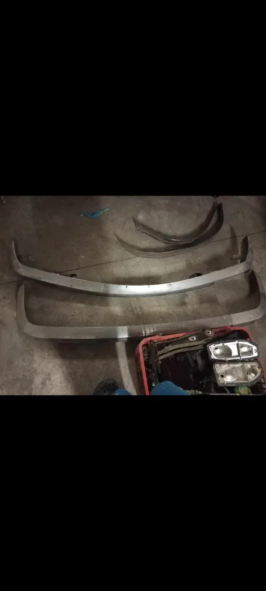 Parachoques Renault 12 Familiar TS