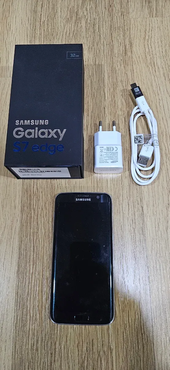 Samsung Galaxy S7 Edge, mancha lateral pantalla.