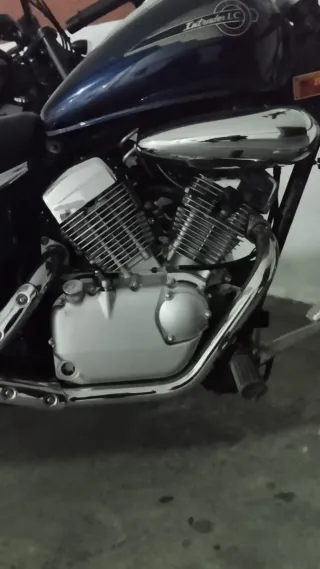 Suzuki Intruder 125cc Azul