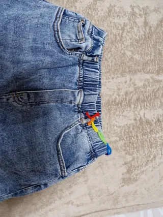 Vaqueros Zara chica 11/12 años