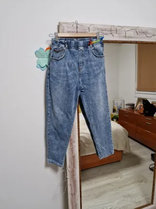 Vaqueros Zara chica 11/12 años