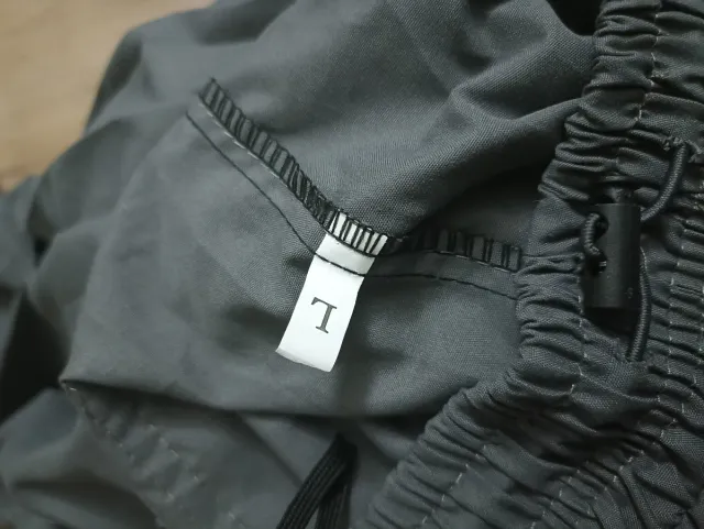 Pantalones cargo grises