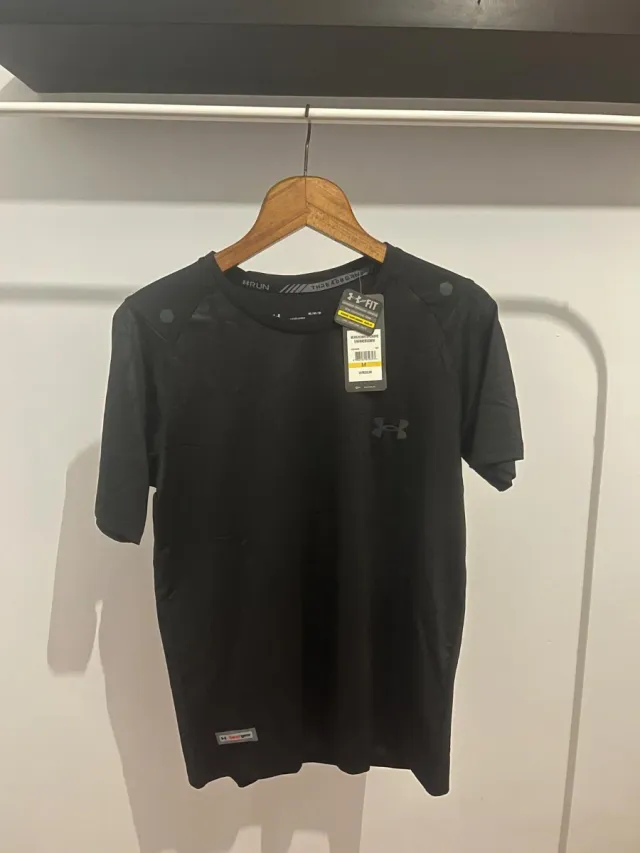 Camiseta Under Armour Negra Talla M