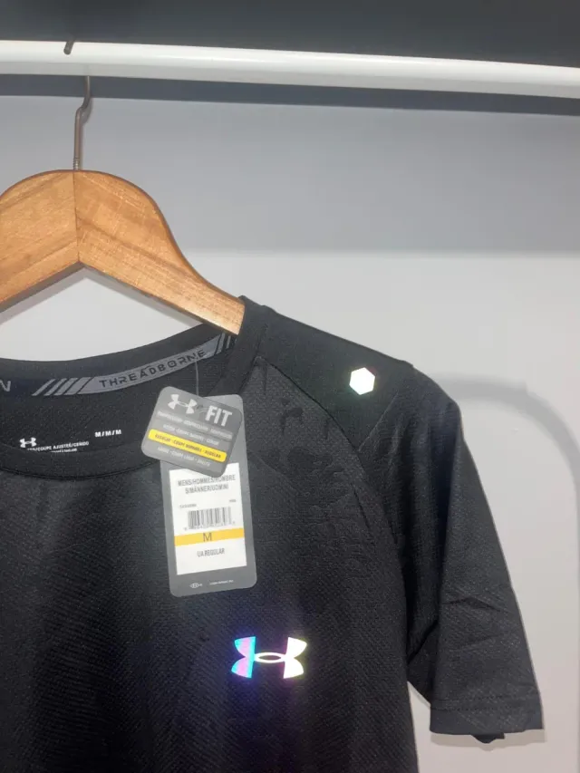 Camiseta Under Armour Negra Talla M
