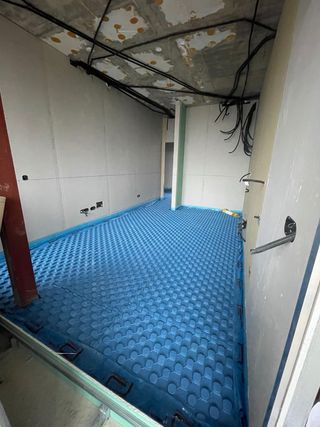 Instalación de suelo radiante. Calefacción.