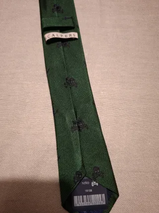 Corbata niño Scalpers verde calaveras
