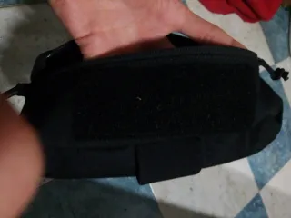 Drop down nera con laccio porta tourniquet