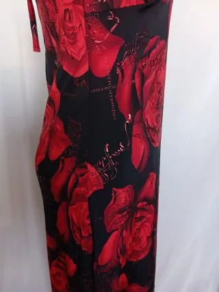 Vestido fiesta asimétrico flores rojas