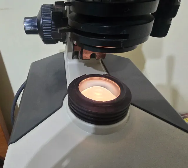 Microscopio Olympus CH-2