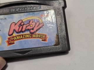 Kirby y el laberinto espejos - Game Boy Advance