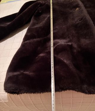 Chaquetón de pelo marrón chocolate