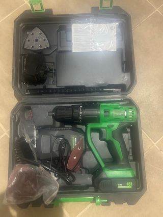 Taladro a batería 18V