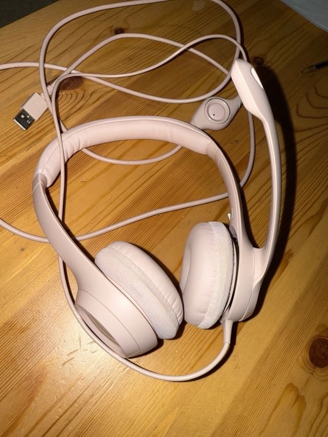 Cascos Logitech Rosas USB