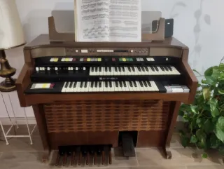 Piano Hammond Vintage